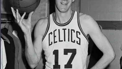 年度巨星榜揭晓：伊萨克锁定48位，C罗与B费角逐前55名宝座